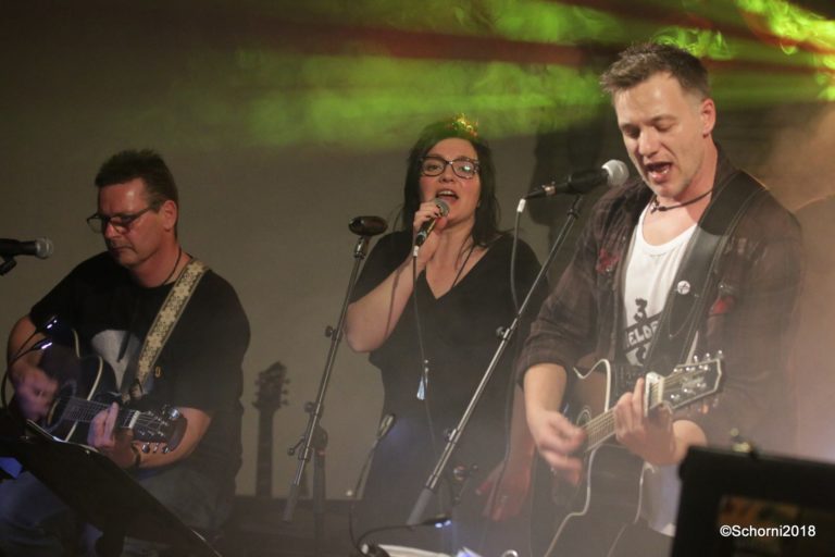 27368269_1160101250759739_5087866671166230105_o