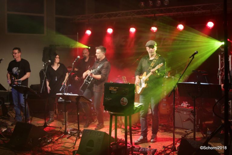 27500516_1160100490759815_6136021584159828697_o